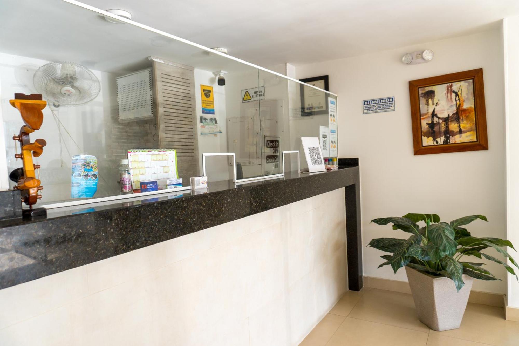 Hotel Zamay Plus Santa Marta  Buitenkant foto